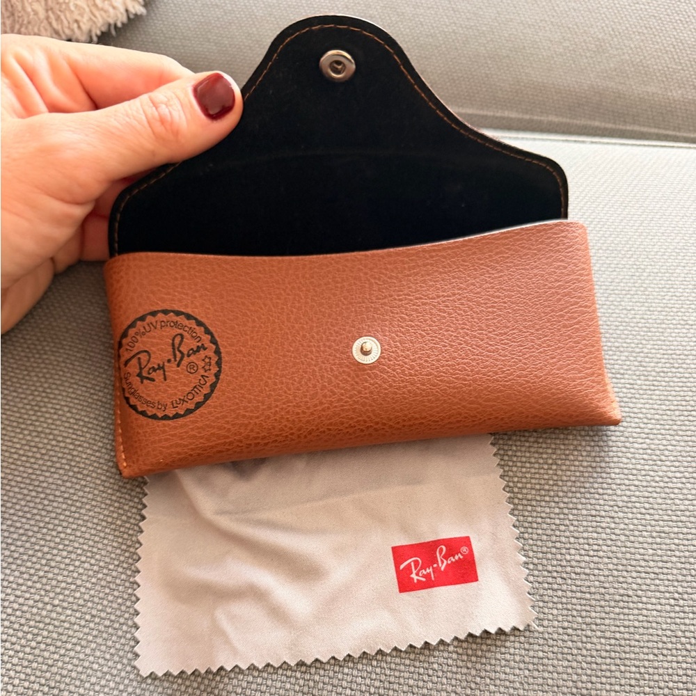 Ray-Ban Tan Leather Sunglasses Holder